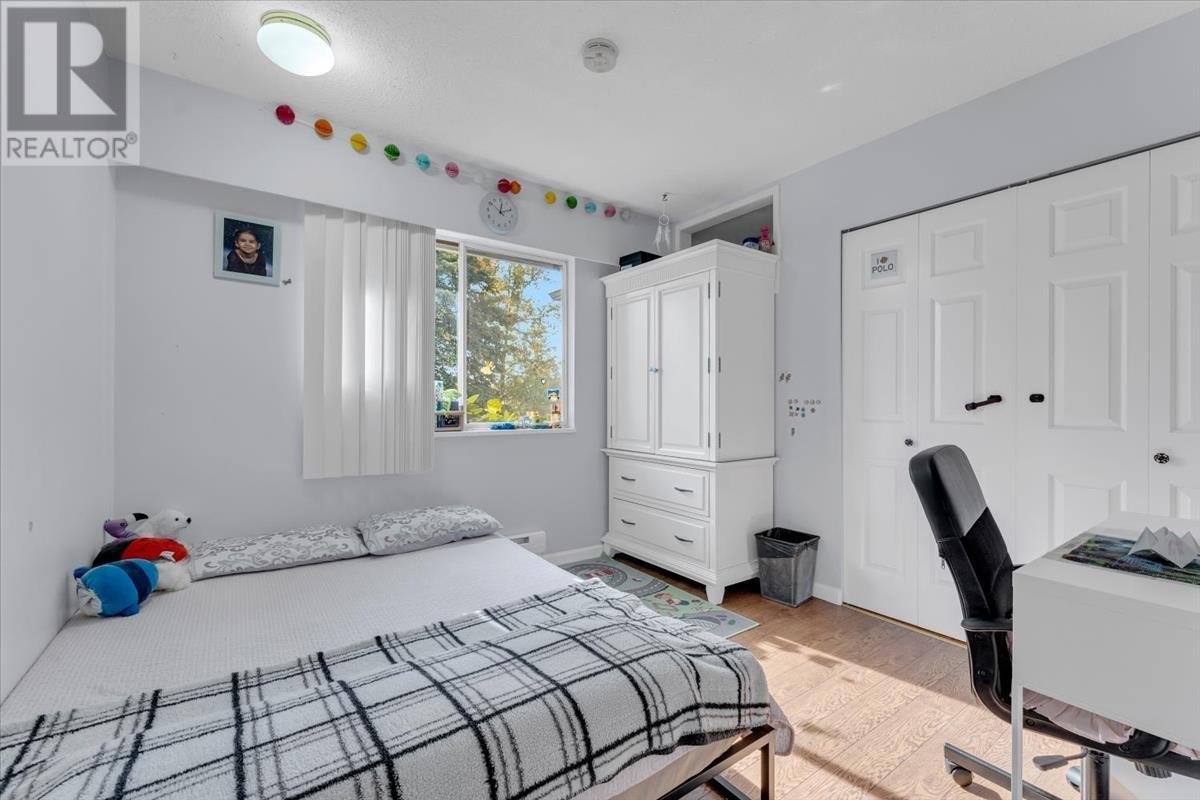 24221 110 Avenue, Maple Ridge, British Columbia  V2W 1H7 - Photo 21 - R2845158