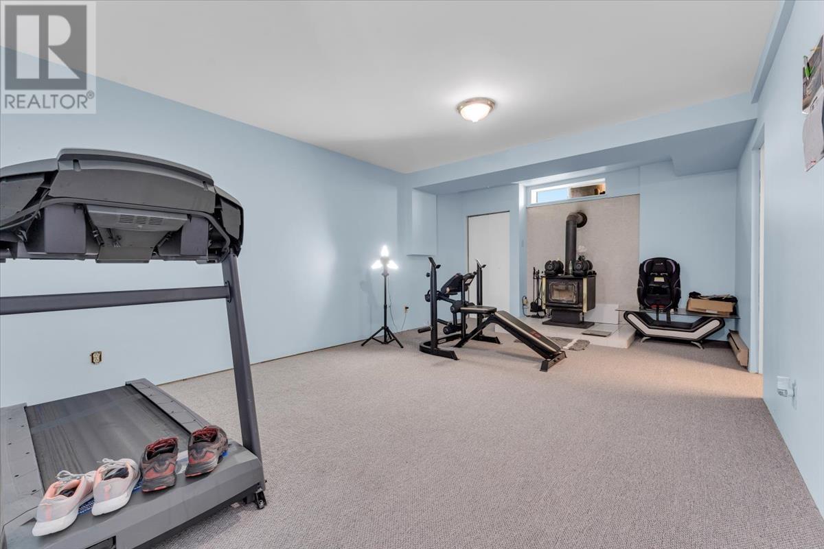 24221 110 Avenue, Maple Ridge, British Columbia  V2W 1H7 - Photo 22 - R2845158
