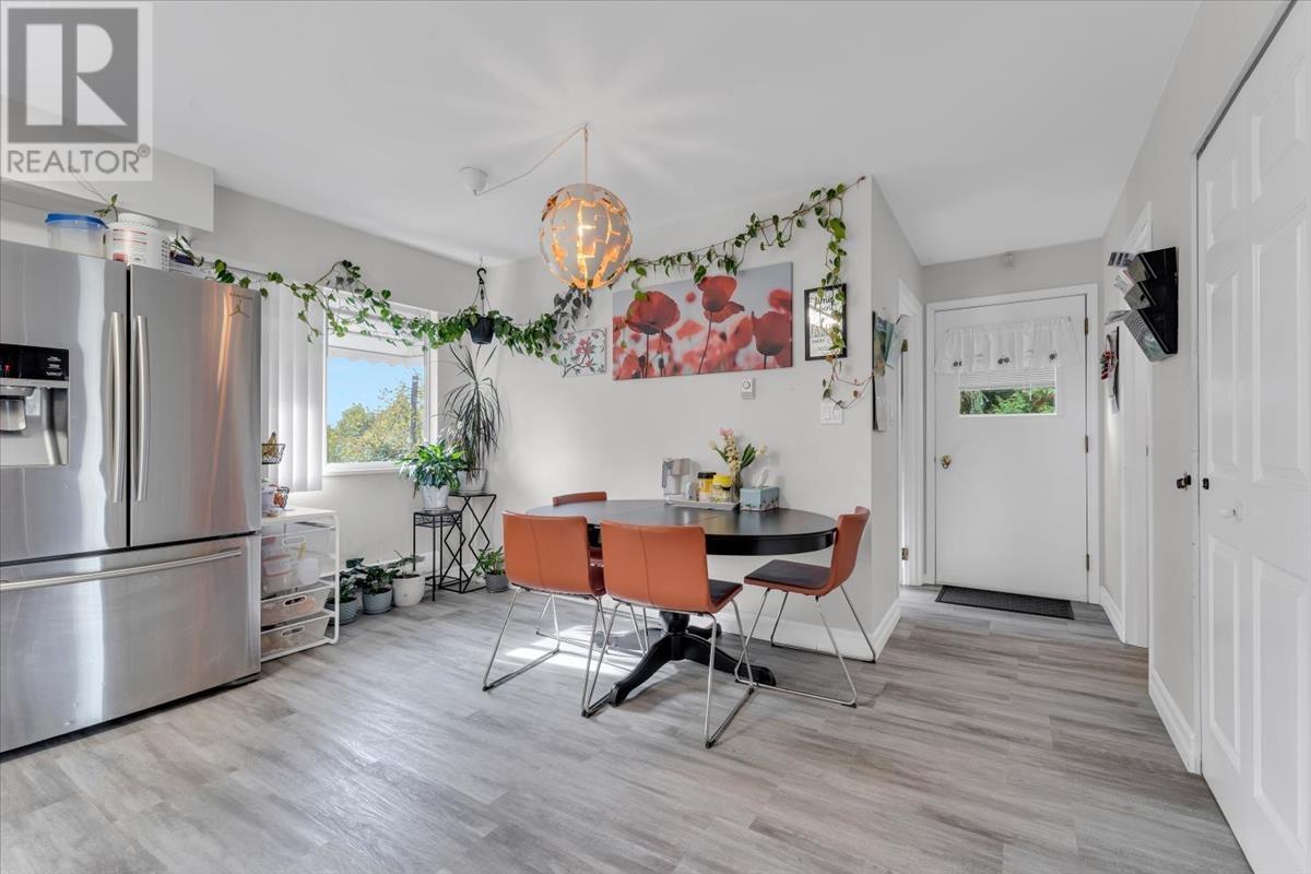 24221 110 Avenue, Maple Ridge, British Columbia  V2W 1H7 - Photo 12 - R2845158