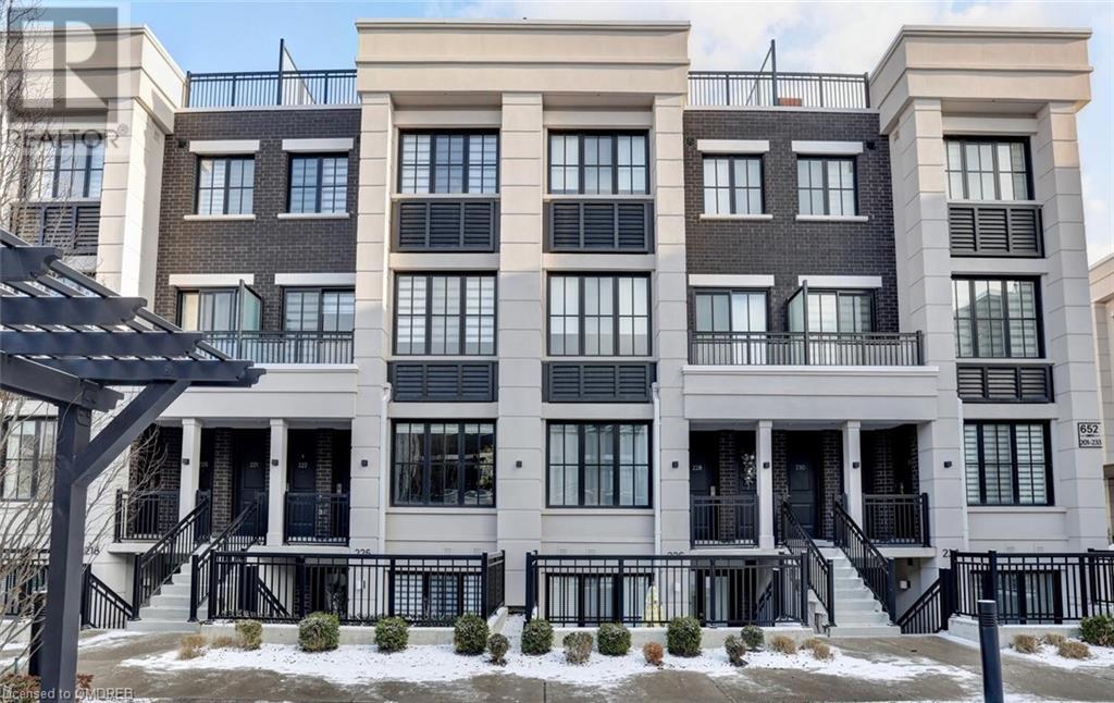 652 Cricklewood Drive Drive Unit# 223, Mississauga, Ontario  L5G 0B9 - Photo 2 - 40534755