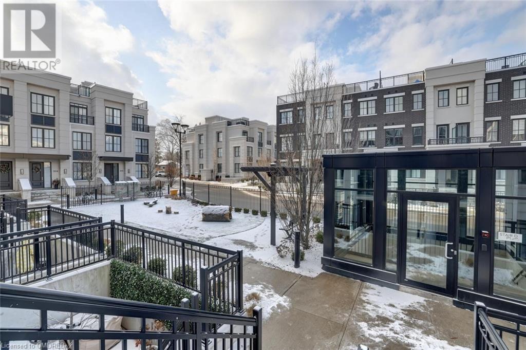 652 Cricklewood Drive Drive Unit# 223, Mississauga, Ontario  L5G 0B9 - Photo 5 - 40534755