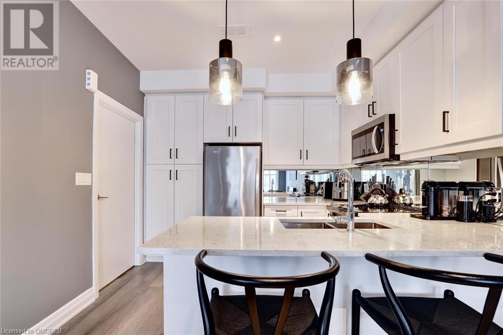 652 Cricklewood Drive Drive Unit# 223, Mississauga, Ontario  L5G 0B9 - Photo 8 - 40534755