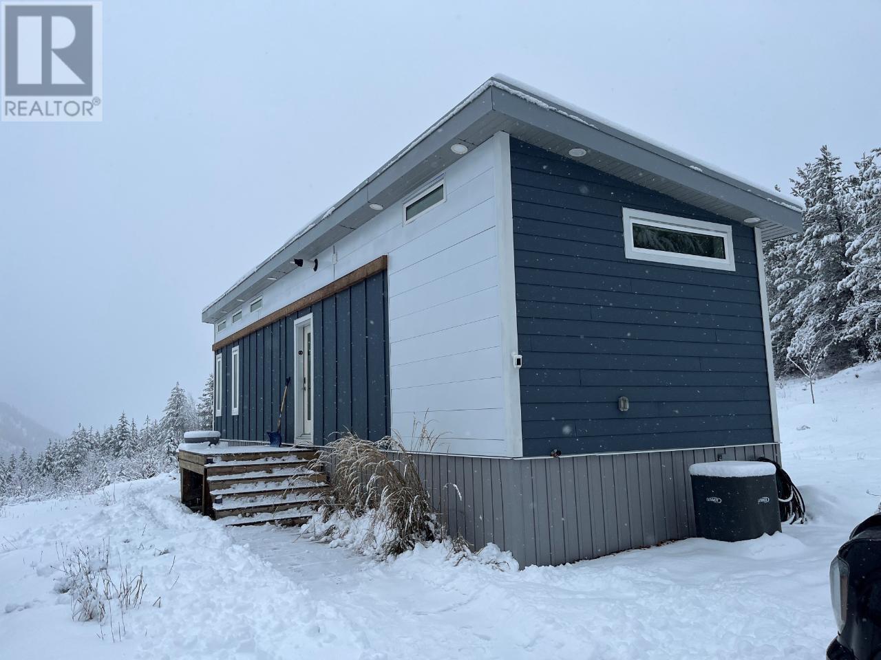894 Hepburn Rd, Chase, British Columbia  V0E 1M1 - Photo 3 - 176485