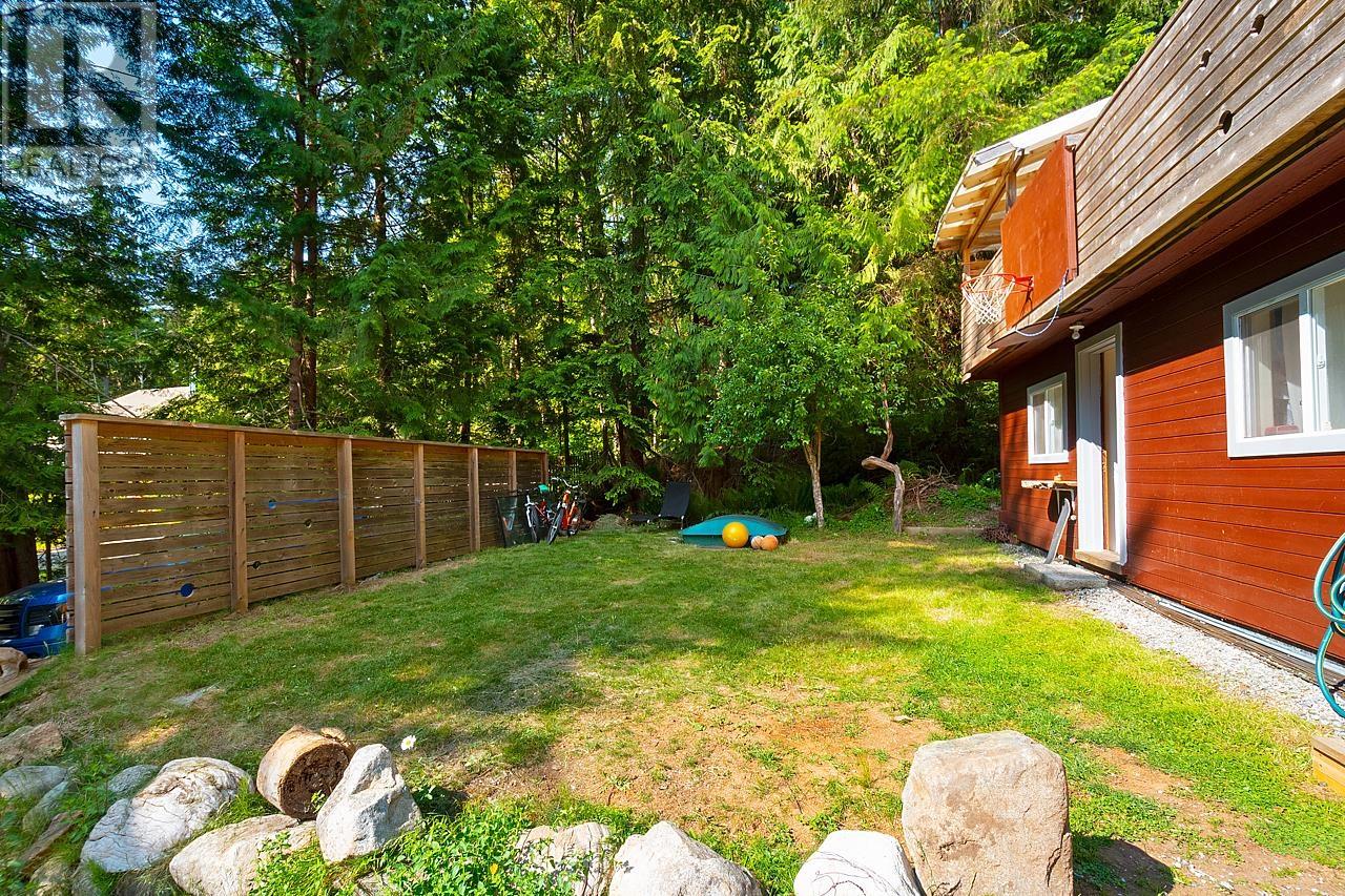 1467 Tunstall Boulevard, Bowen Island, British Columbia  V0N 1G2 - Photo 2 - R2845451