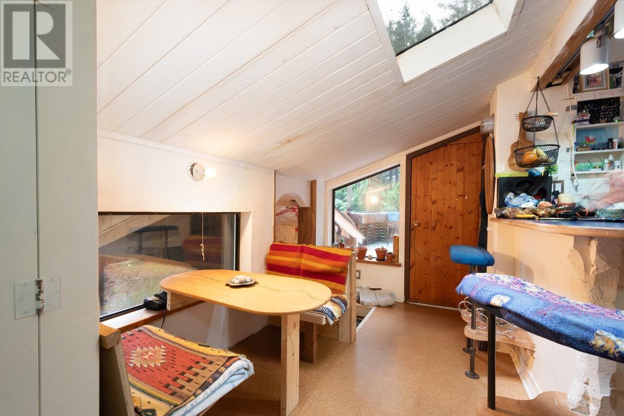 1467 Tunstall Boulevard, Bowen Island, British Columbia  V0N 1G2 - Photo 6 - R2845451