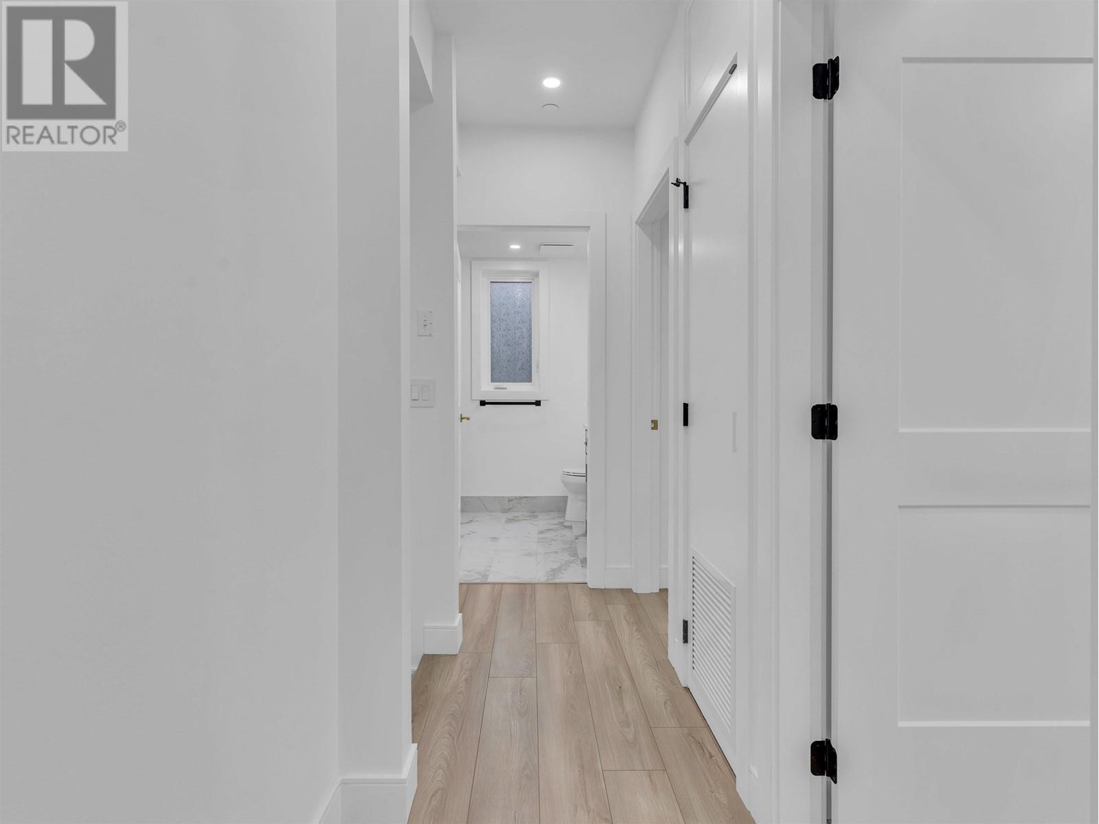 6164 Beatrice Street, Vancouver, British Columbia  V5P 3R2 - Photo 12 - R2845558