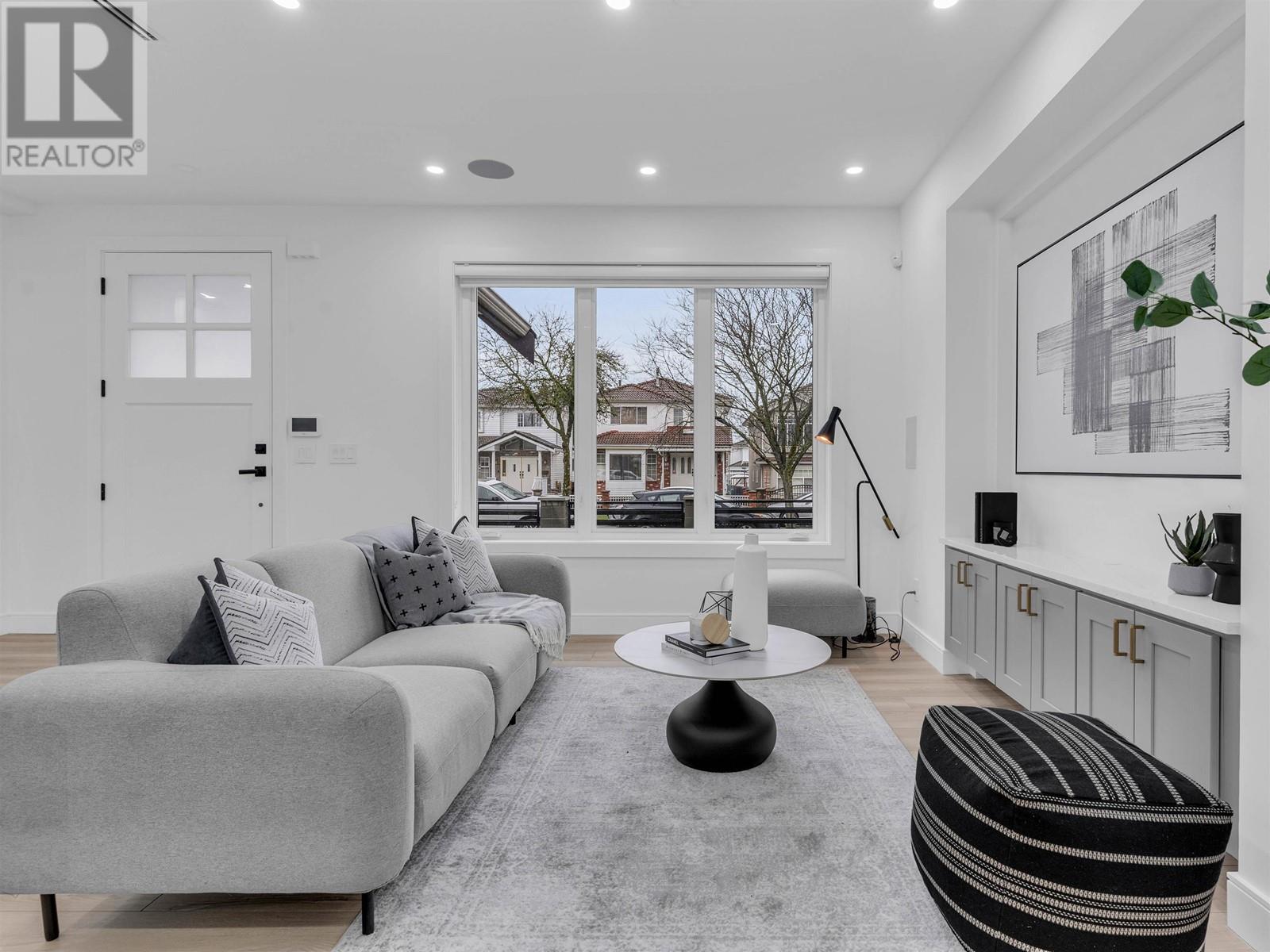 6164 Beatrice Street, Vancouver, British Columbia  V5P 3R2 - Photo 5 - R2845558