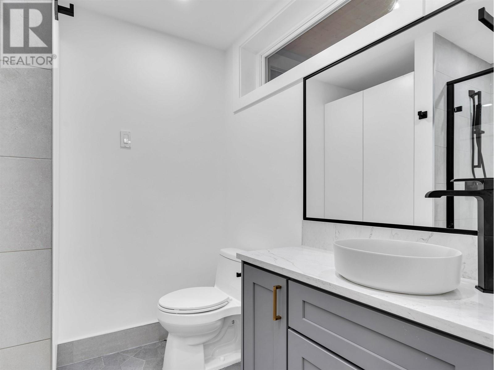 6164 Beatrice Street, Vancouver, British Columbia  V5P 3R2 - Photo 8 - R2845558