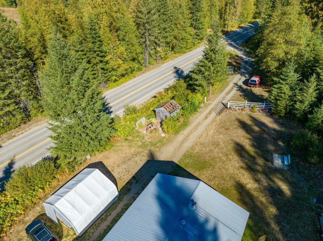 1110 Highway 22, Rossland, British Columbia  V0G 1Y0 - Photo 37 - 2474749