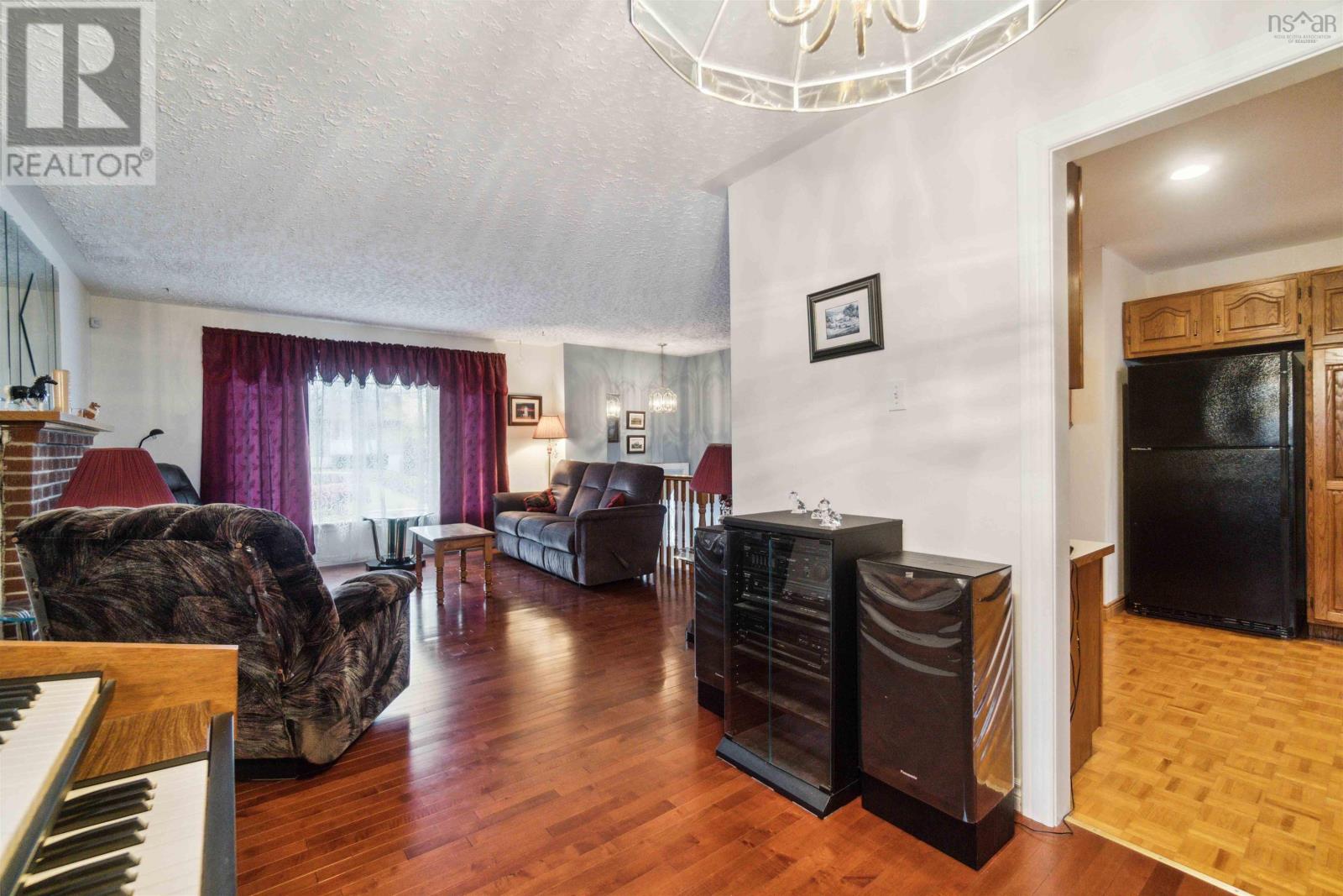 41 Stuart Harris Drive, Dartmouth, Nova Scotia  B2W 3Z4 - Photo 9 - 202401863