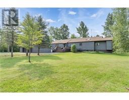 4095 HOWES Road 44 - City North of 401