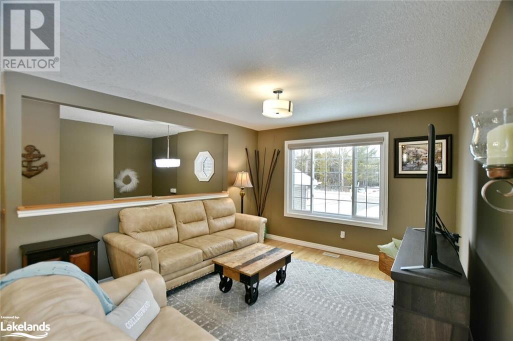 61 George Avenue, Wasaga Beach, Ontario  L9Z 2X9 - Photo 14 - 40519299