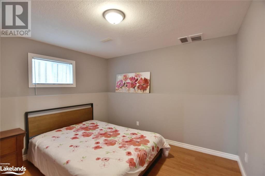 61 George Avenue, Wasaga Beach, Ontario  L9Z 2X9 - Photo 44 - 40519299