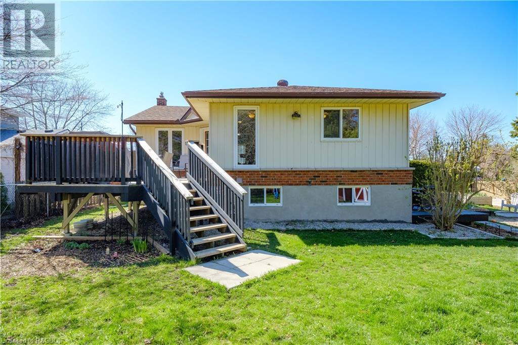 7 Penetangore Row S, Kincardine, Ontario  N2Z 2N6 - Photo 4 - 40535159
