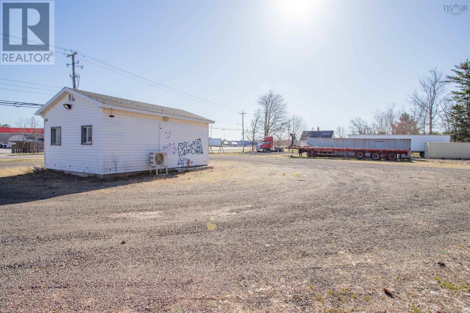 994 Central Avenue, Greenwood, Nova Scotia  B0P 1R0 - Photo 6 - 202401890