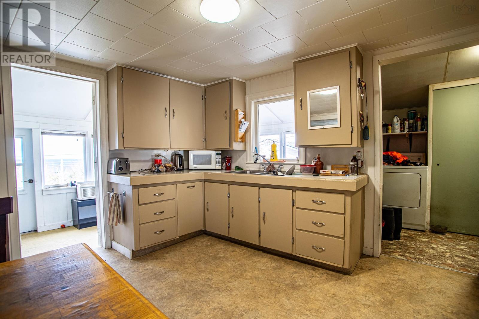 5096 Shore Road W, Parkers Cove, Nova Scotia  B0S 1L0 - Photo 14 - 202401910