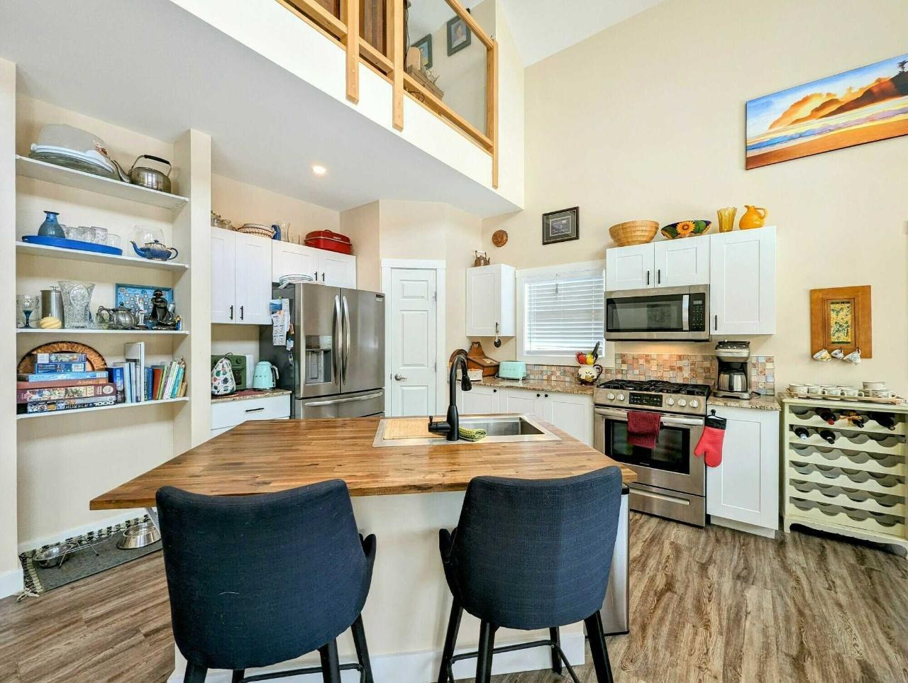 527 Forest Crowne Drive, Marysville, British Columbia  V1A 3G4 - Photo 5 - 2474756