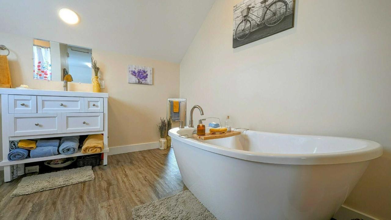 527 Forest Crowne Drive, Marysville, British Columbia  V1A 3G4 - Photo 8 - 2474756