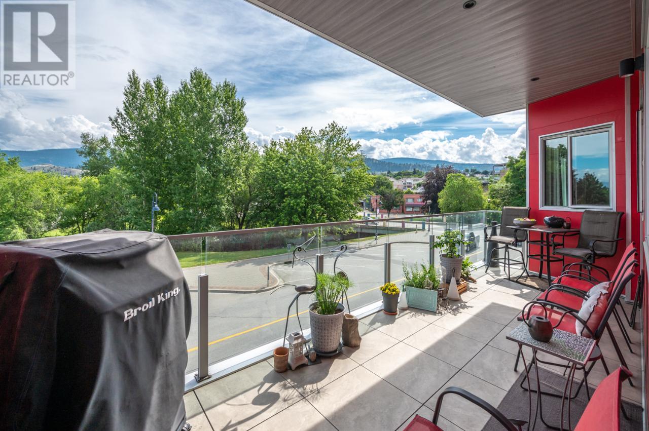 88 LAKESHORE Drive Penticton