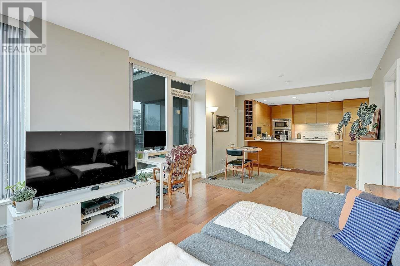 Listing Picture 6 of 22 : 702 5868 AGRONOMY ROAD, Vancouver / 溫哥華 - 魯藝地產 Yvonne Lu Group - MLS Medallion Club Member