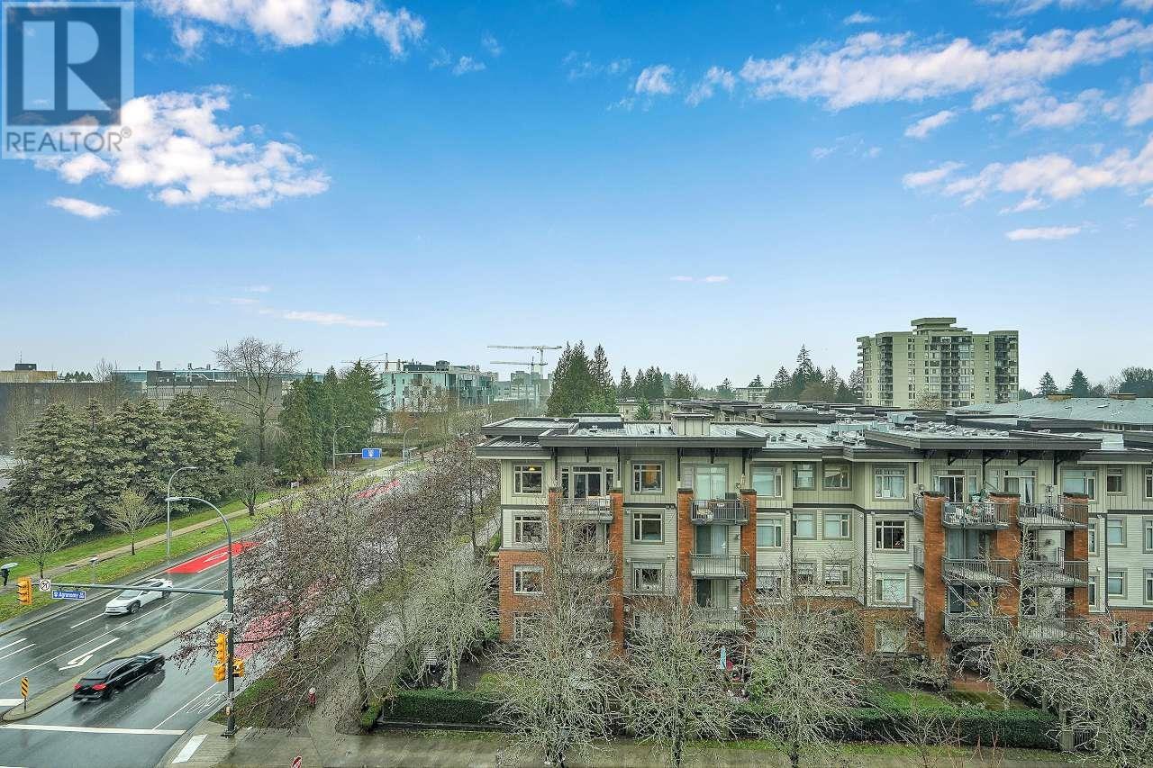 Listing Picture 16 of 22 : 702 5868 AGRONOMY ROAD, Vancouver / 溫哥華 - 魯藝地產 Yvonne Lu Group - MLS Medallion Club Member