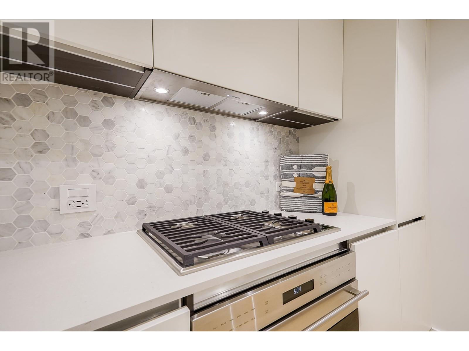 401 1365 Davie Street, Vancouver, British Columbia  V6E 1N5 - Photo 10 - R2845805