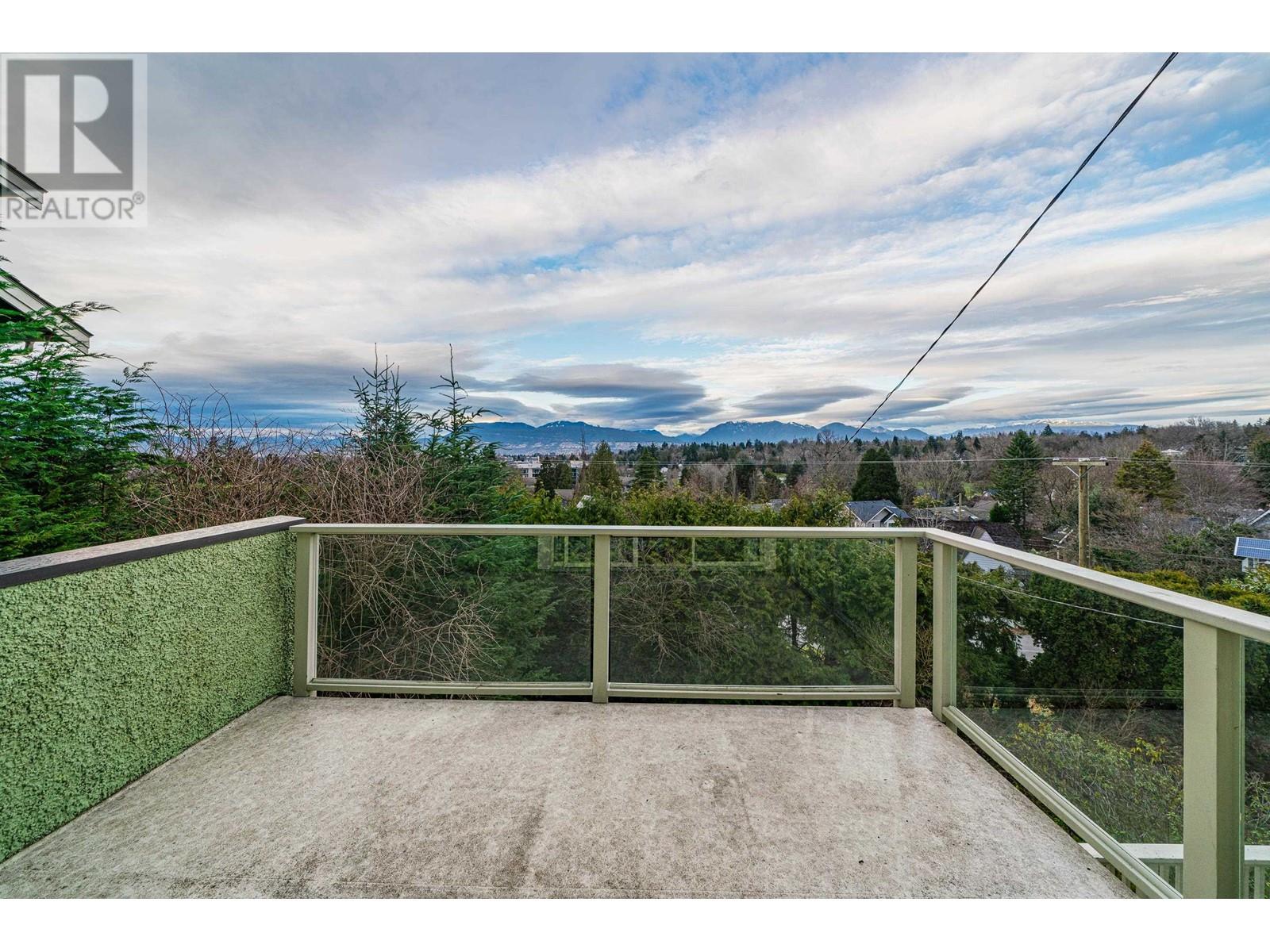 1963 W 35th Avenue, Vancouver, British Columbia  V6M 1H8 - Photo 13 - R2845789