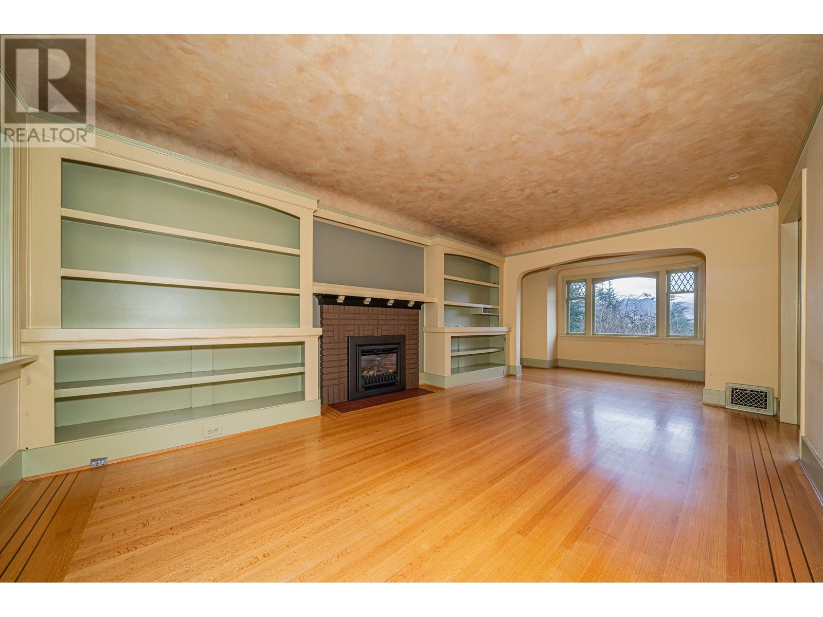 1963 W 35th Avenue, Vancouver, British Columbia  V6M 1H8 - Photo 5 - R2845789