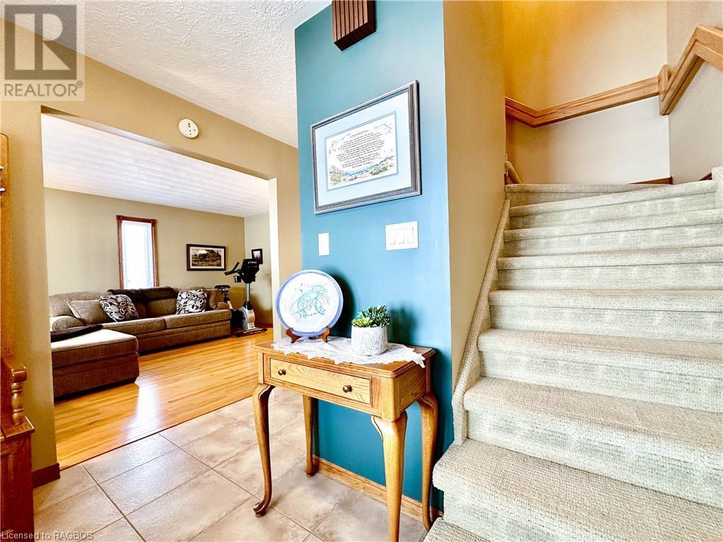 1 West River Road, Walkerton, Ontario N0G 2V0 (26466866) Royal LePage