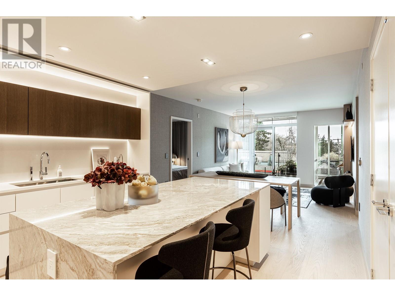 204 3596 West 28th Avenue, Vancouver, British Columbia  V6S 2G5 - Photo 2 - R2845862