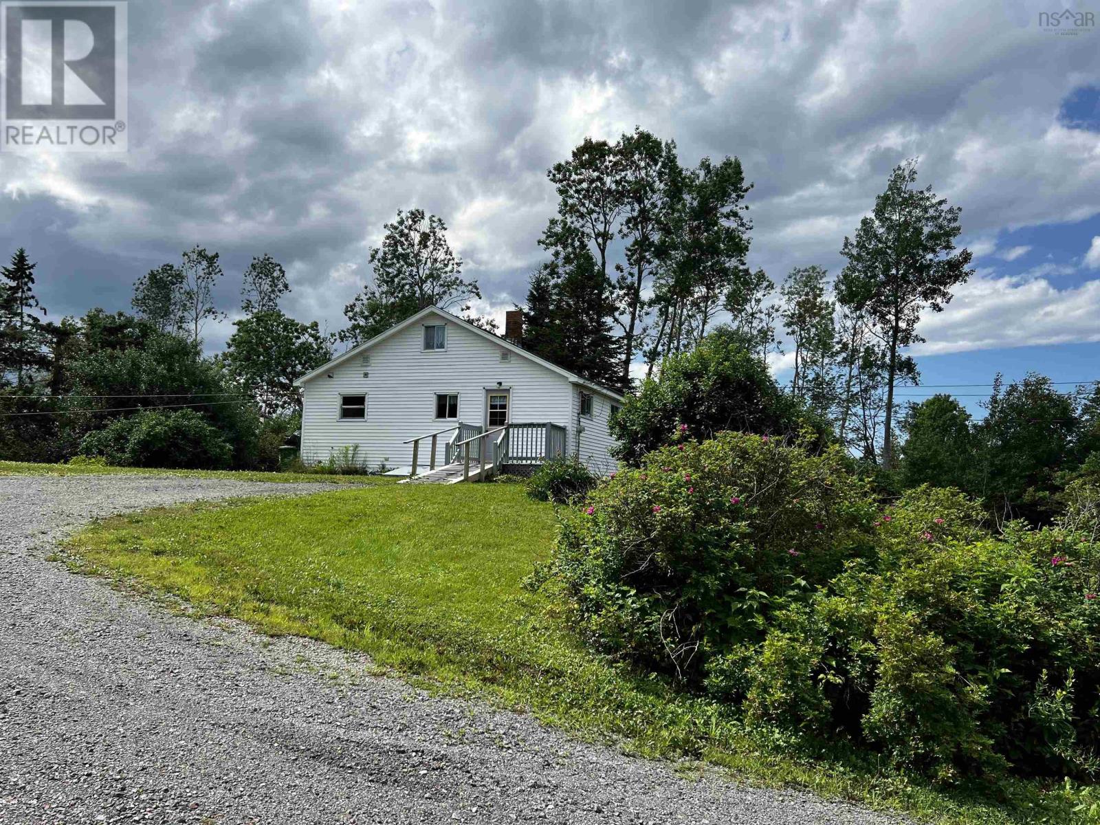 7680 Highway 4, Sutherlands River, Nova Scotia  B0K 1W0 - Photo 3 - 202315486