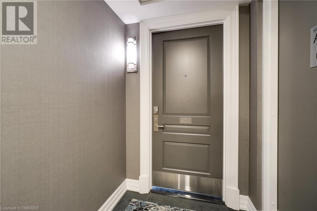 2060 Lakeshore Road Unit# 802, Burlington, Ontario  L7R 0G2 - Photo 7 - 40530020