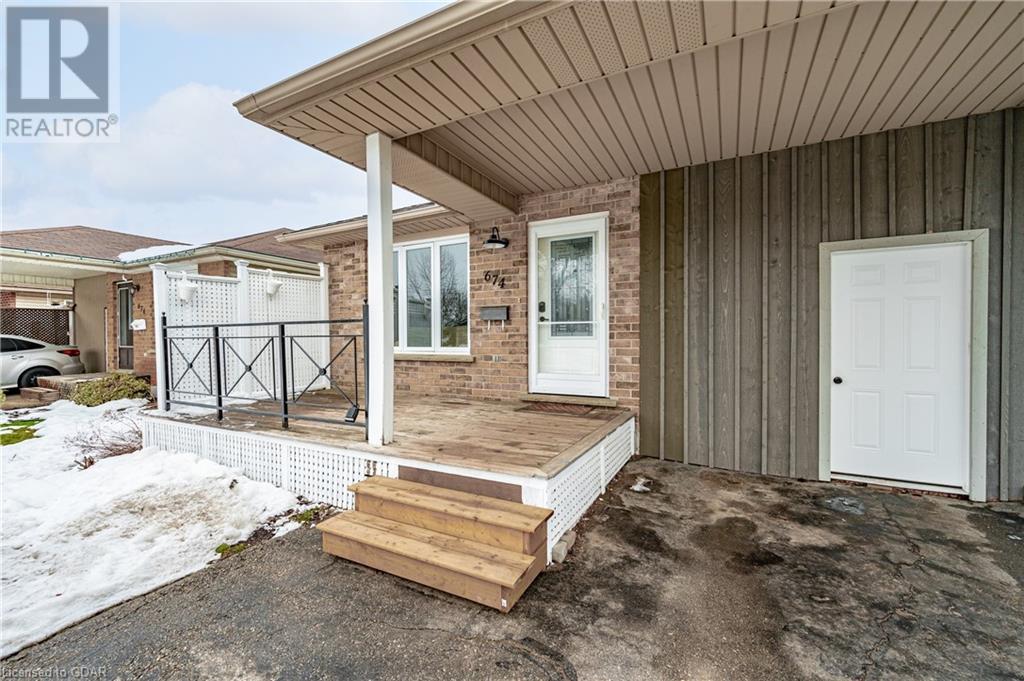674 Perry Street, Fergus, Ontario  N1M 2R4 - Photo 4 - 40535736