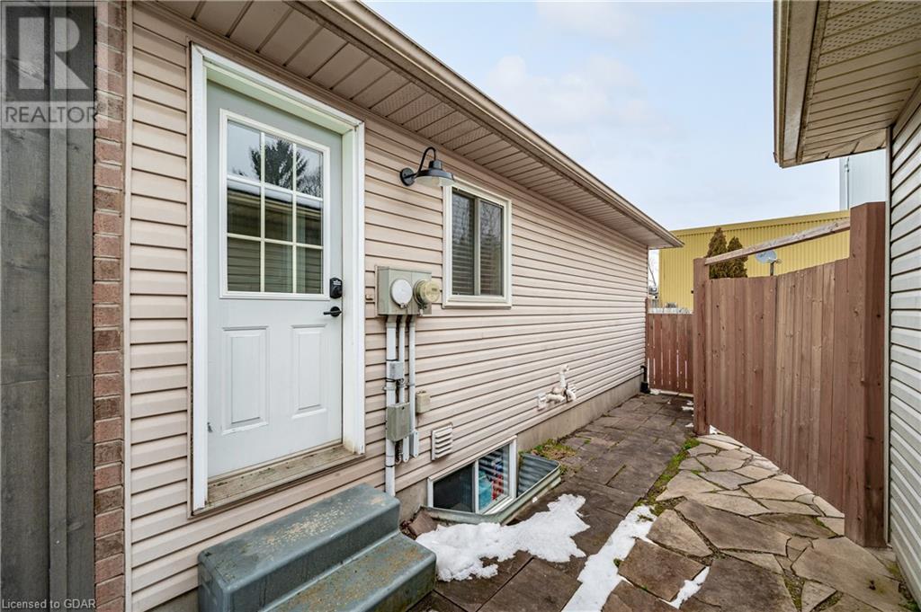 674 Perry Street, Fergus, Ontario  N1M 2R4 - Photo 42 - 40535736