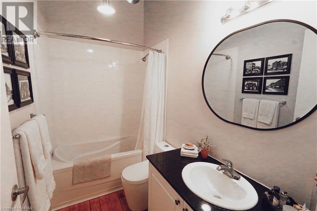 66 Wellington Street Unit# 201, Stratford, Ontario  N5A 2L2 - Photo 7 - 40529702