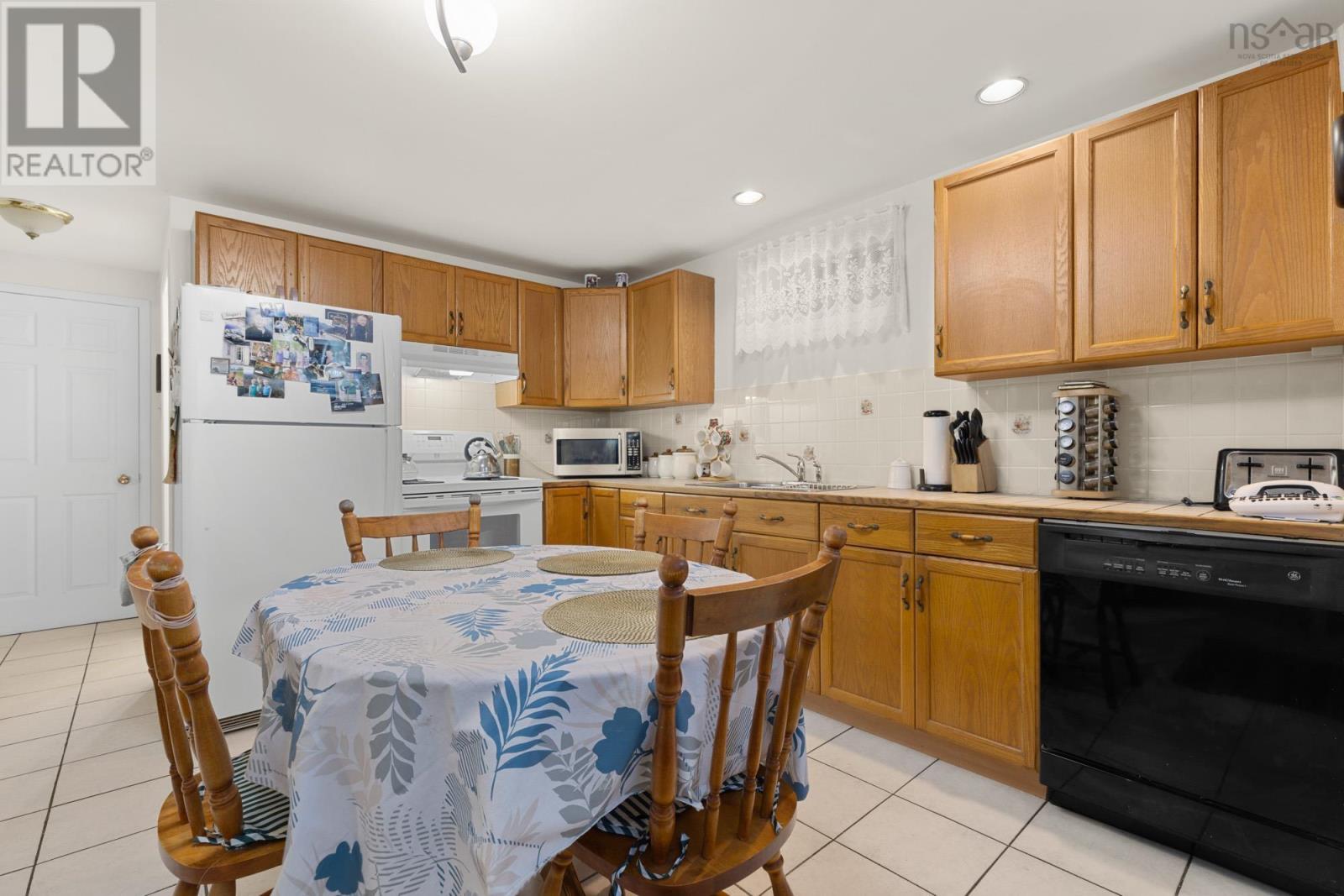 16 Sampson Lane, Terence Bay, Nova Scotia  B3T 1X3 - Photo 43 - 202401967