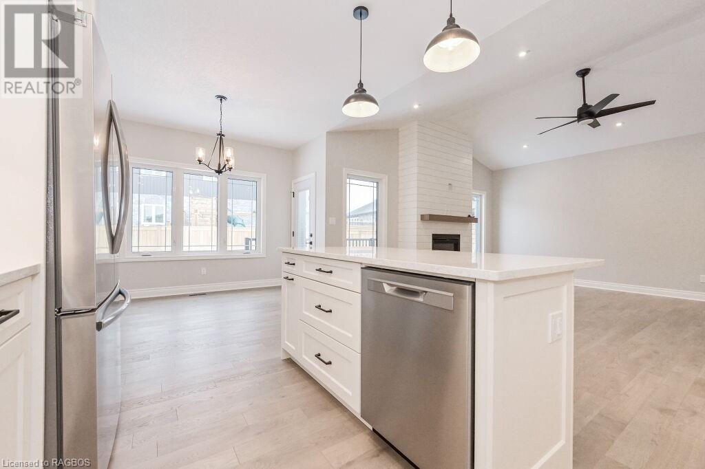 105 Dougs Crescent, Mount Forest, Ontario  N0G 2L2 - Photo 15 - 40535798