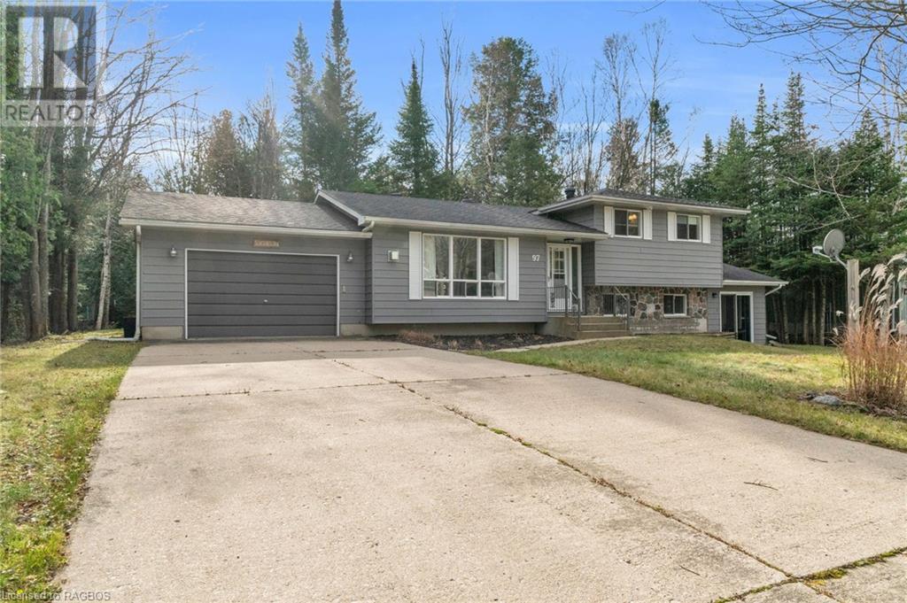 97 Gremik Crescent, Sauble Beach, Ontario  N0H 2G0 - Photo 3 - 40534408