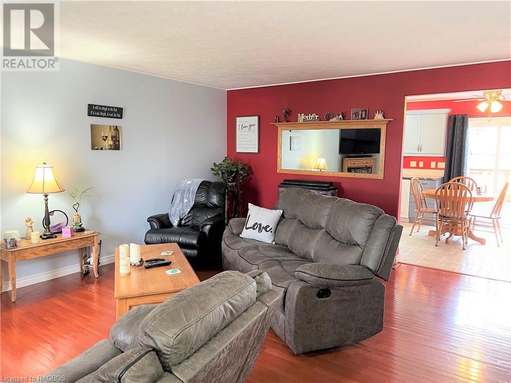 636 22nd Avenue, Hanover, Ontario  N4N 3W7 - Photo 8 - 40529794