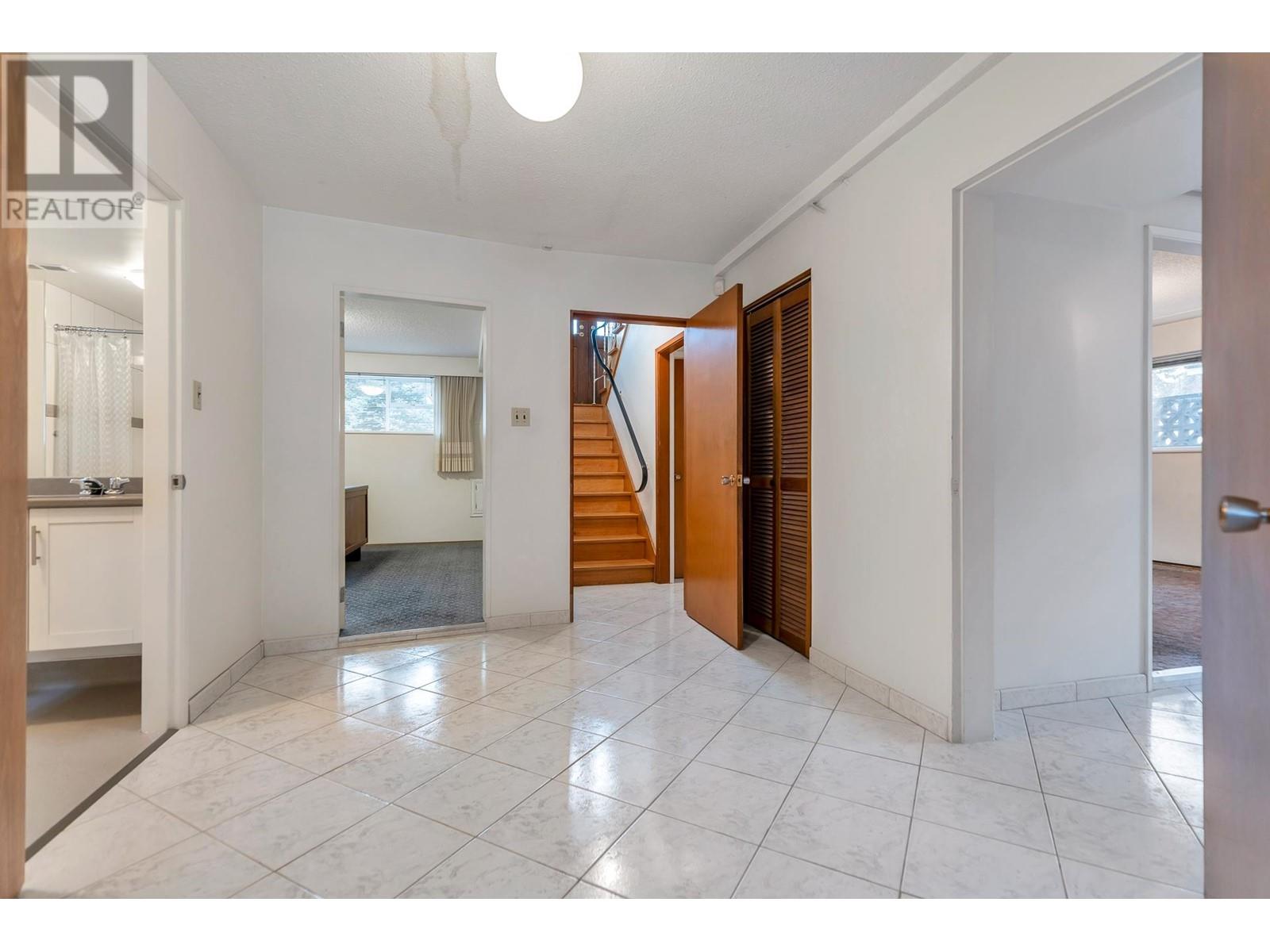 2425 Kitchener Street, Vancouver, British Columbia  V5K 3C4 - Photo 17 - R2845885