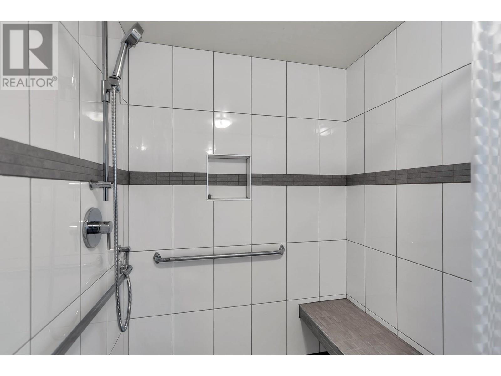 2425 Kitchener Street, Vancouver, British Columbia  V5K 3C4 - Photo 19 - R2845885