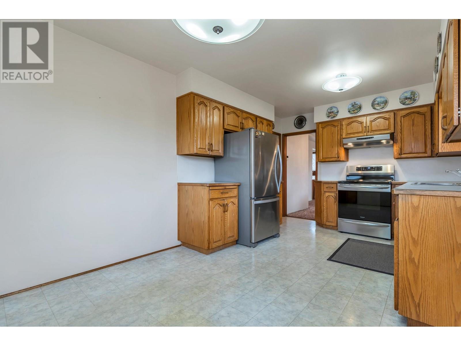 2425 Kitchener Street, Vancouver, British Columbia  V5K 3C4 - Photo 6 - R2845885