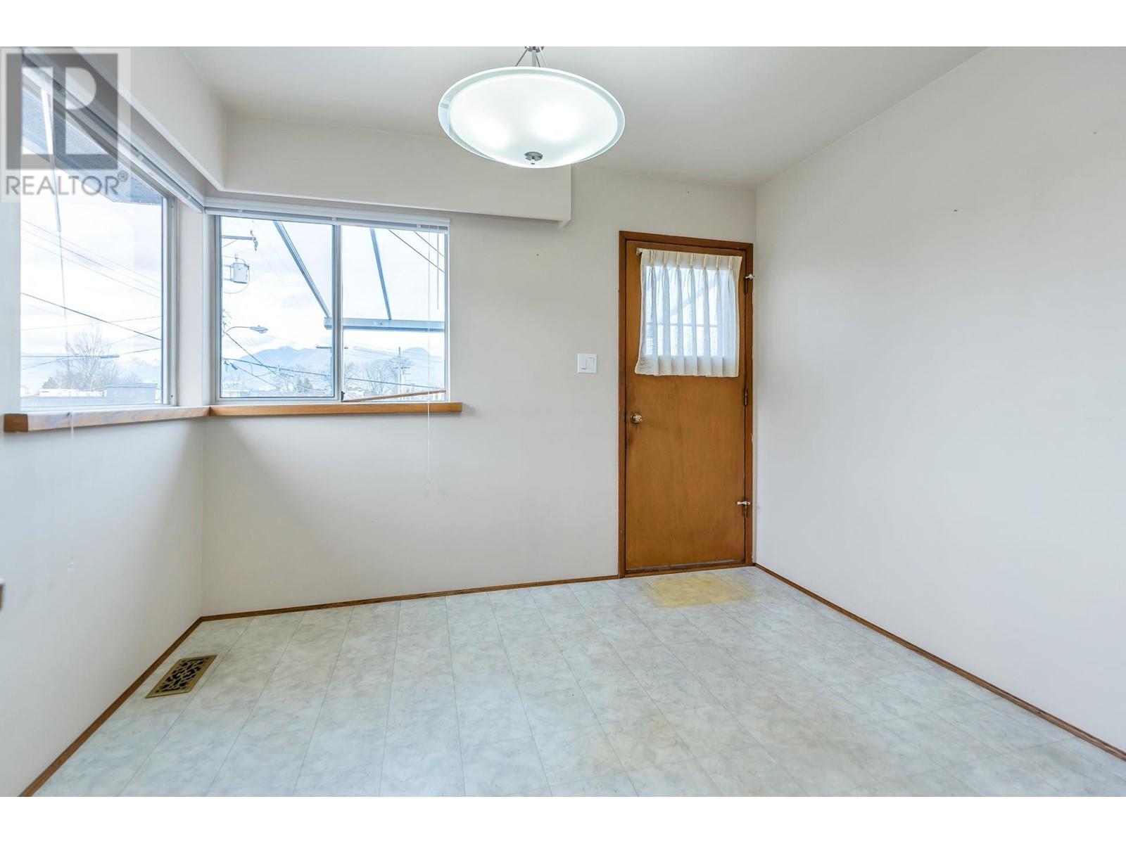 2425 Kitchener Street, Vancouver, British Columbia  V5K 3C4 - Photo 7 - R2845885