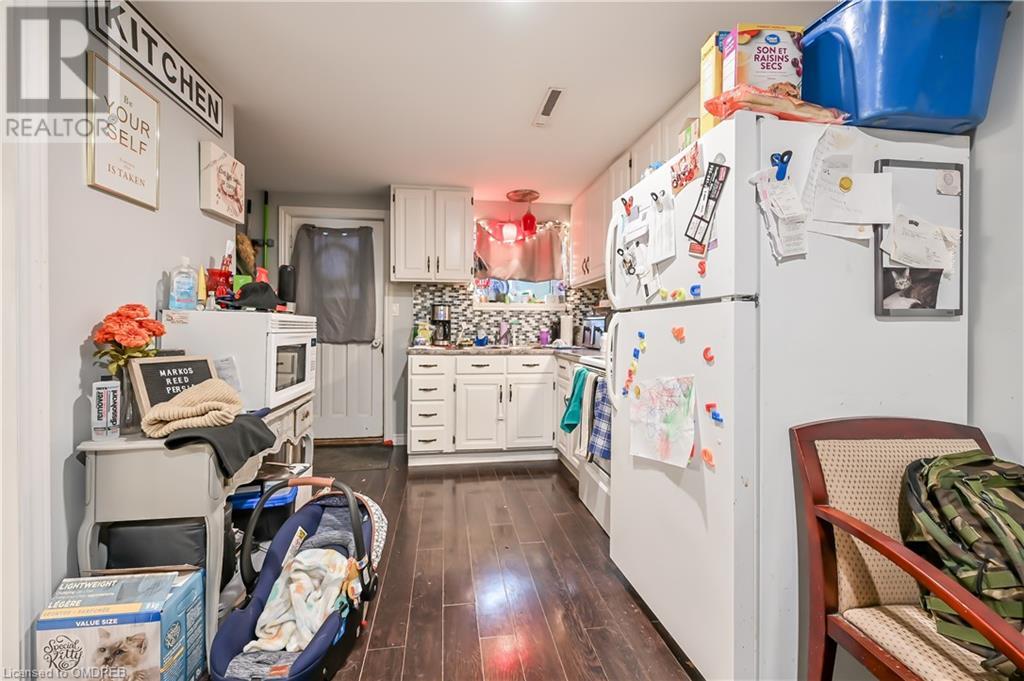 18 Antwerp Street, St. Catharines, Ontario  L2S 1V8 - Photo 17 - 40535886