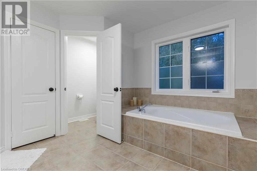 149 Spring Azure Crescent, Oakville, Ontario  L6L 6V7 - Photo 41 - 40534637