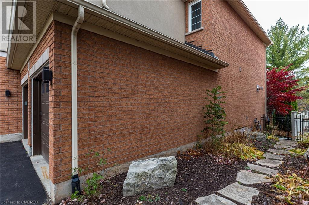 149 Spring Azure Crescent, Oakville, Ontario  L6L 6V7 - Photo 46 - 40534637