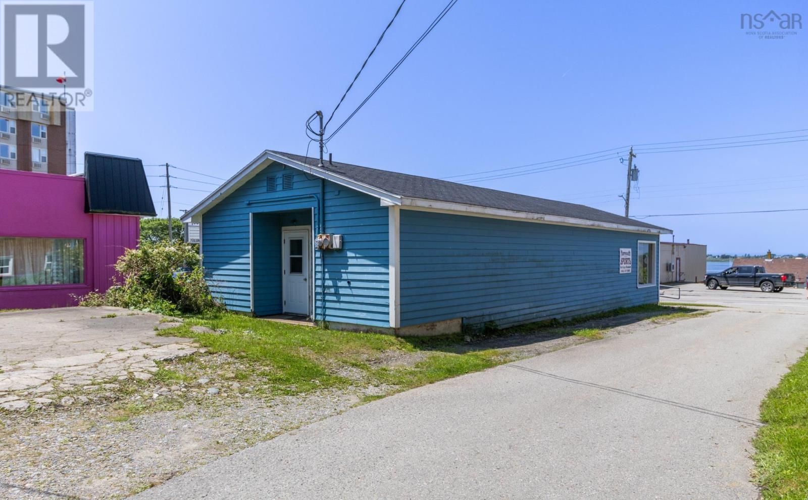 435 Main Street, Yarmouth, Nova Scotia  B5A 1G6 - Photo 6 - 202401989
