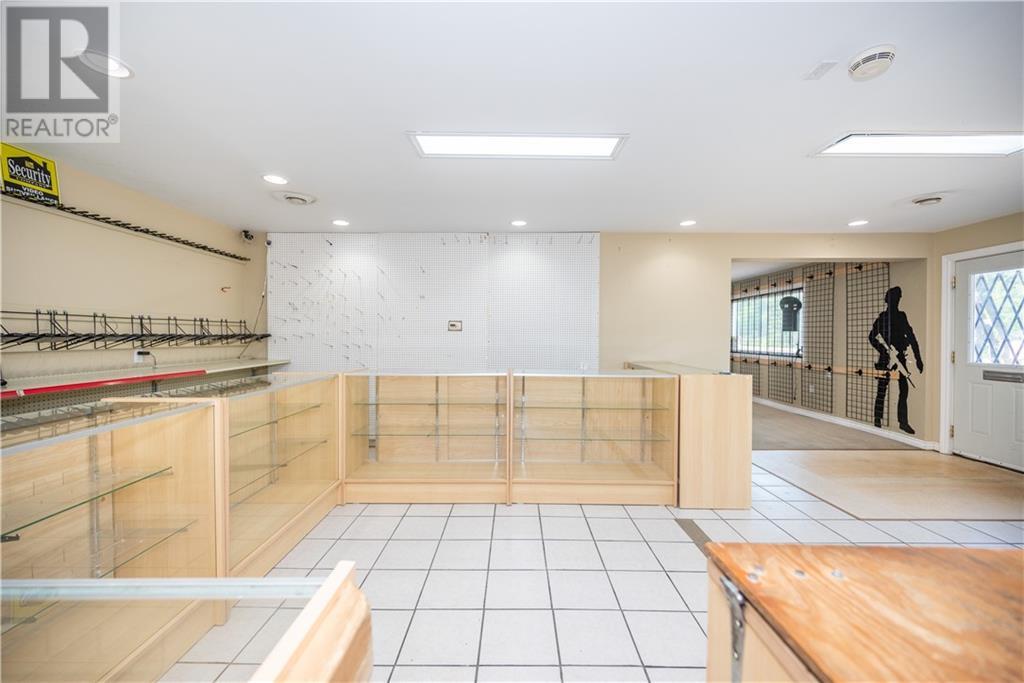 2427 Petawawa Boulevard, Petawawa, Ontario  K8H 2Z4 - Photo 10 - 1375826