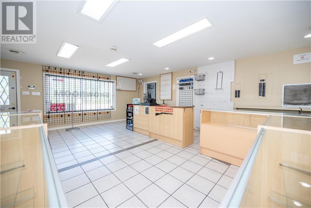 2427 Petawawa Boulevard, Petawawa, Ontario  K8H 2Z4 - Photo 8 - 1375826