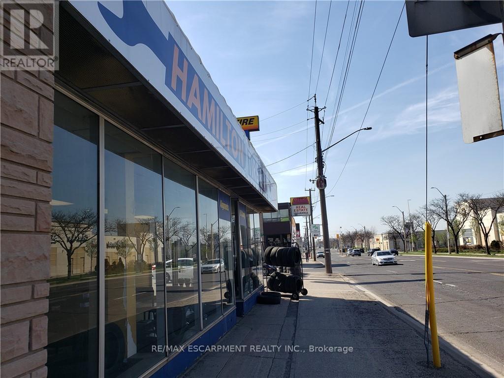 1250 Barton Street E, Hamilton, Ontario  L8H 2V9 - Photo 2 - X8036162